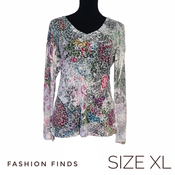 Long Sleeve Top V Neck Animal Print w Rhinestones - Picture 12 of 14